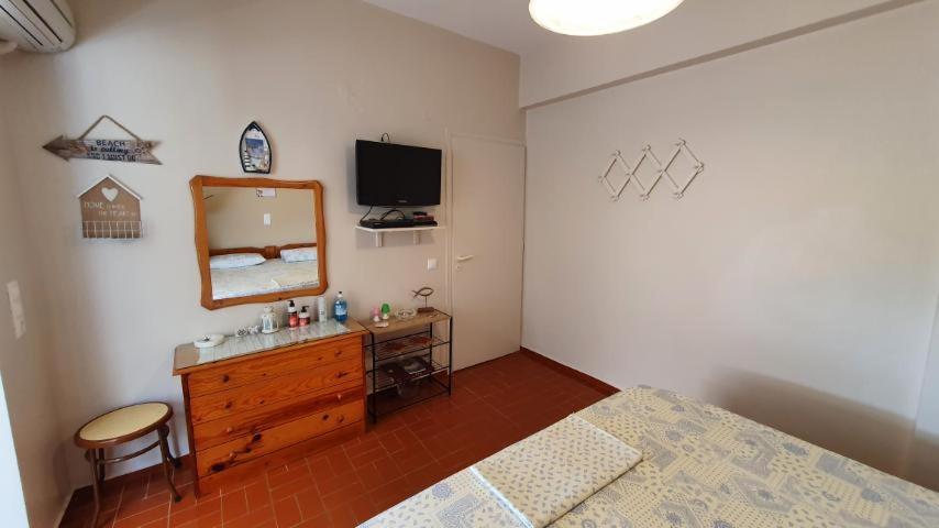 Nea Styra Seafront Apartment With Stunning View Екстериор снимка